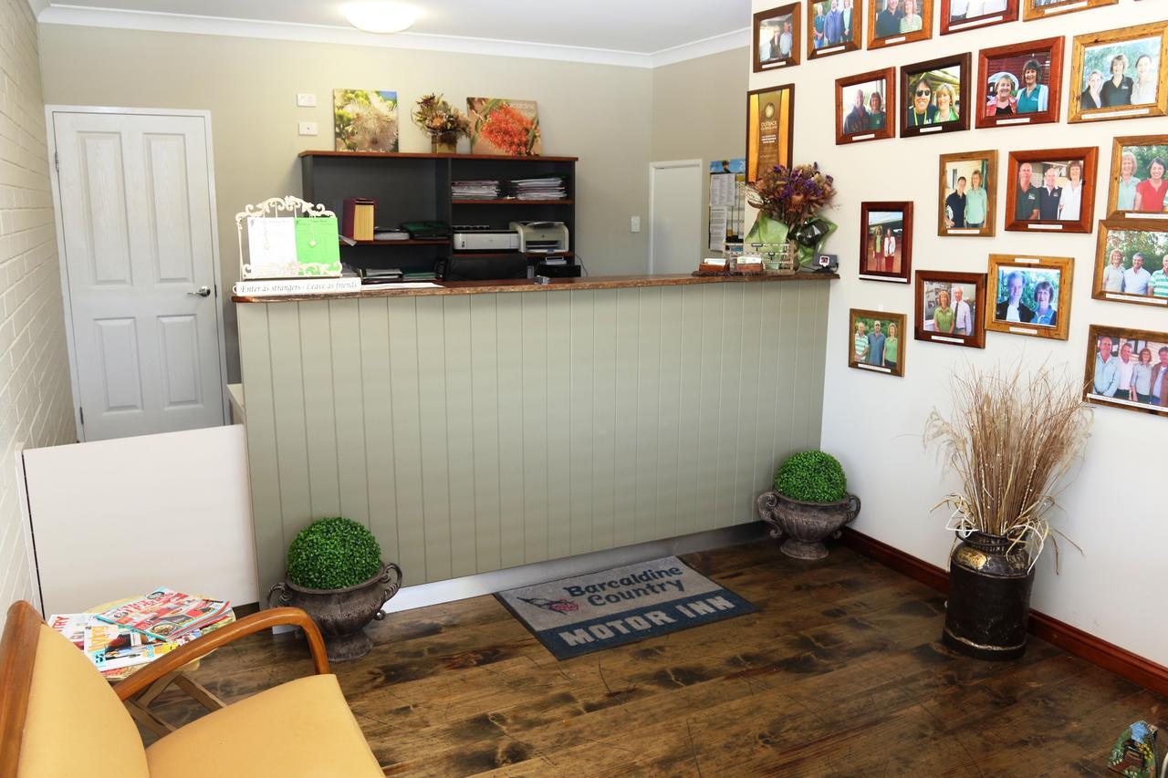Barcaldine Country Motor Inn Экстерьер фото