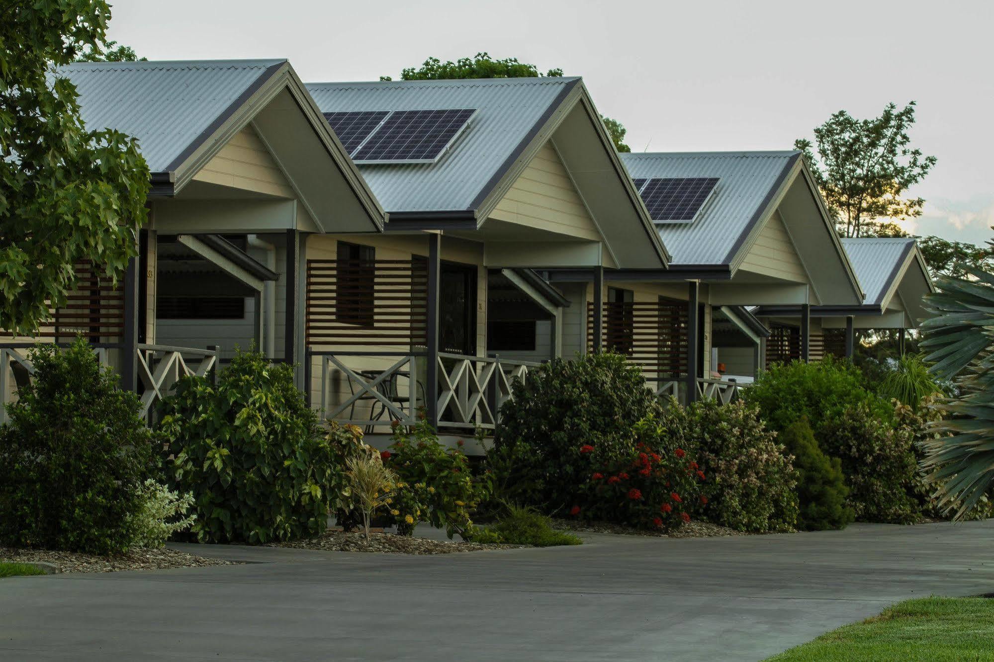 Barcaldine Country Motor Inn Экстерьер фото
